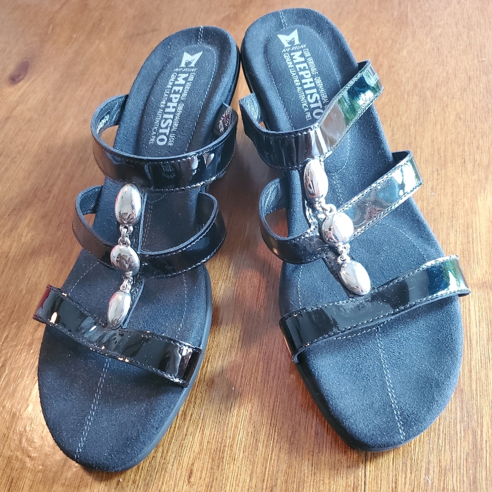 Mephisto Women's patent leather sandals